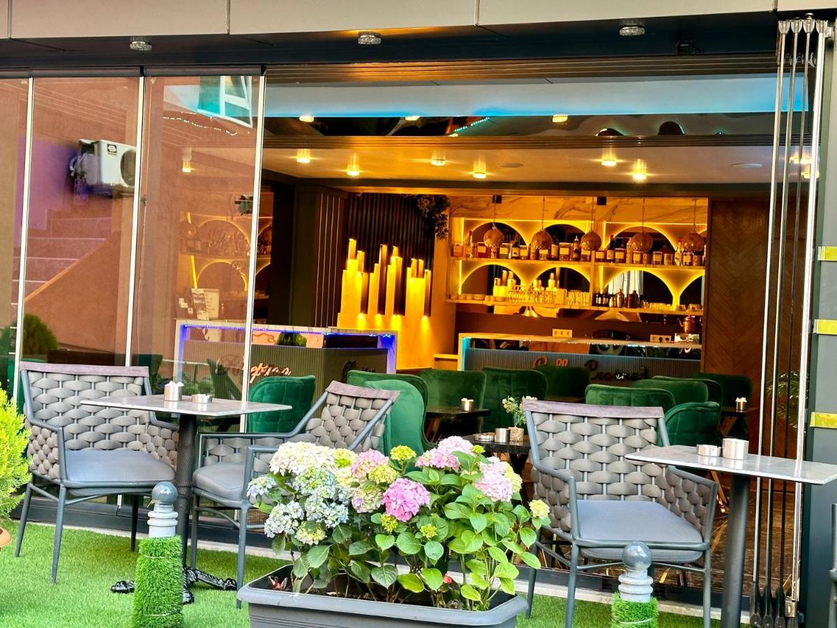 Grand Hurriyet Hotel Estambul Exterior foto
